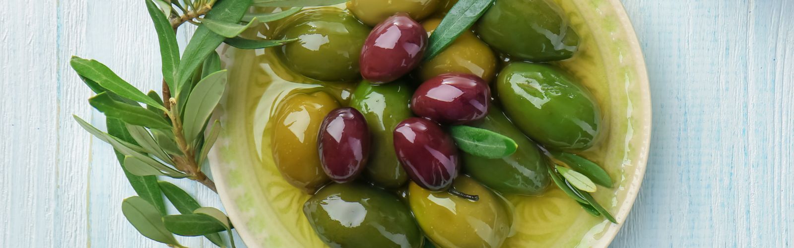 Olive varieties of the Mediterranean region